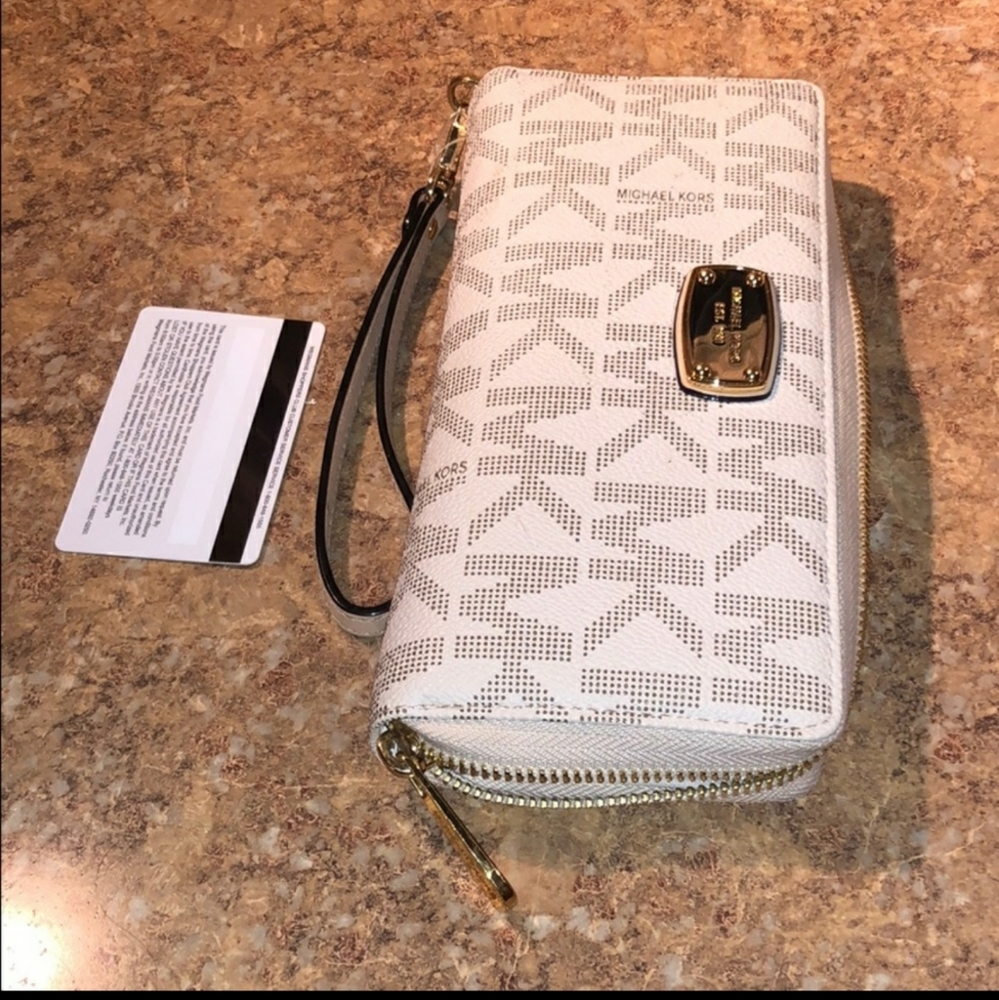 Michael Kors wallet/wristlet